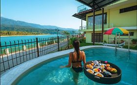 The Neeraj Naturecure - Ganga View